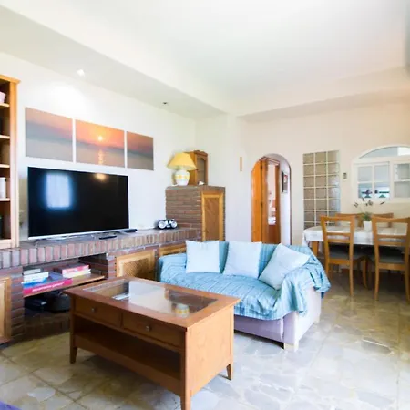 Neptune 900 By Ivi Real Estate Apartment *